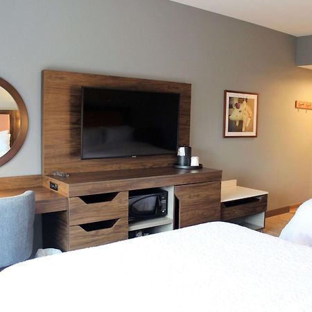 Hampton Inn Lexington Bagian luar foto