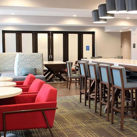 Hampton Inn Lexington Bagian luar foto