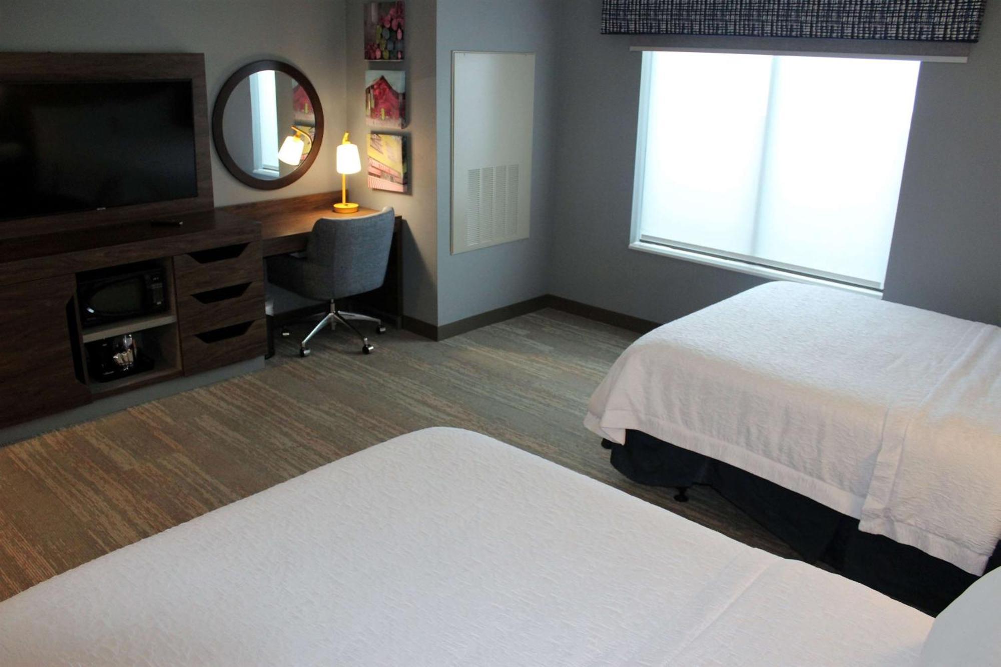 Hampton Inn Lexington Bagian luar foto